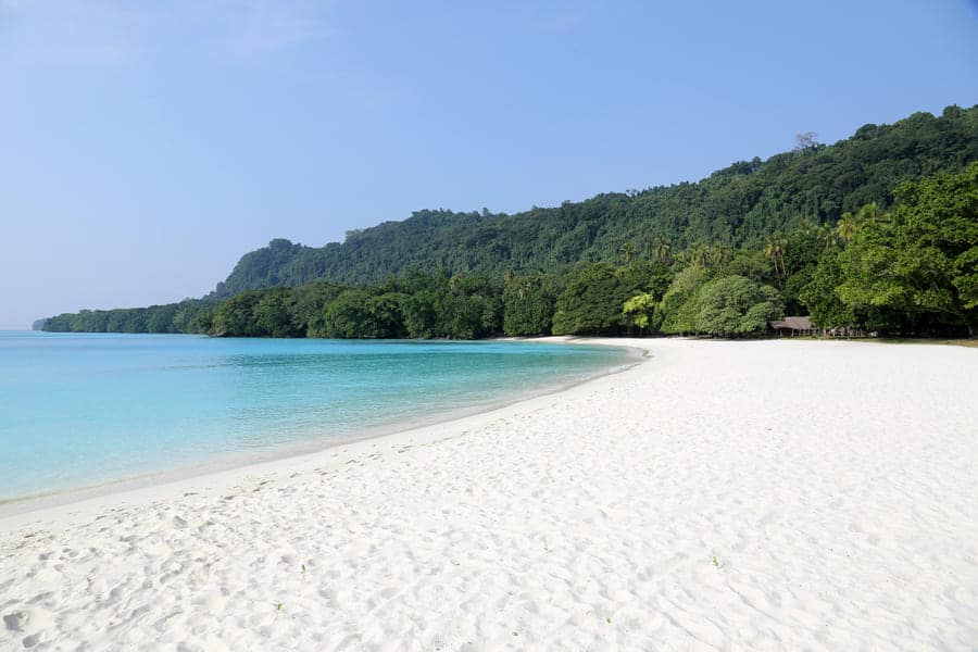 Vanuatu: the country's snow-white beaches